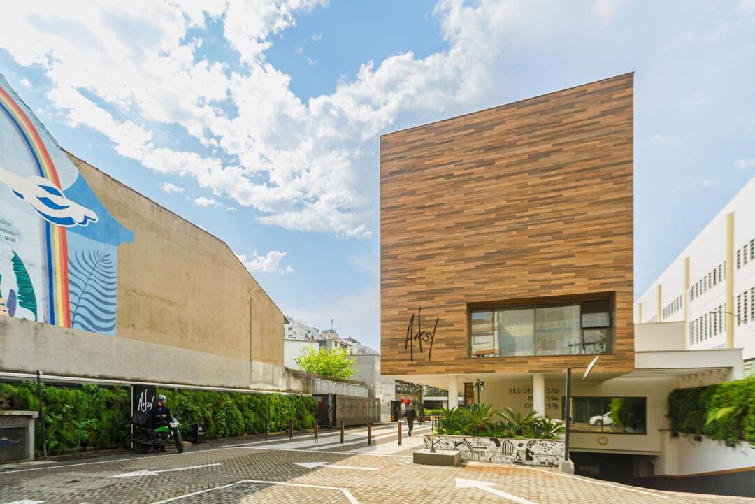 Apto Com Incrivel Localizacao Em Porto Alegre Sp Apartment Exterior foto